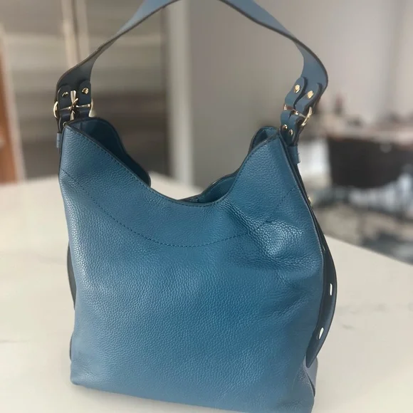 Michael Kors Blue Slouchy Shoulder Bag with Gold Hardware - Picture 2 of 6